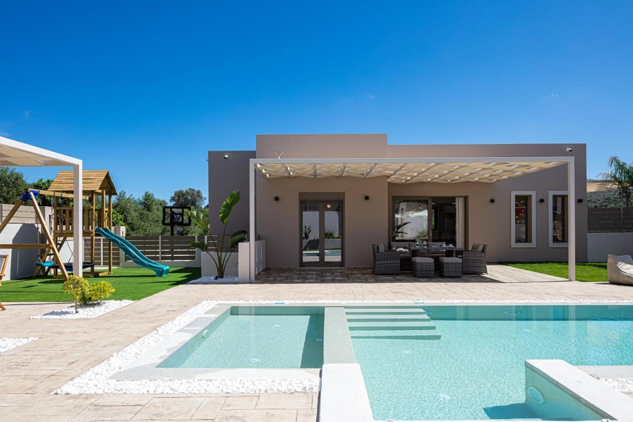 Koin Villa Sunset, With Heated Pool & Whirlpool, By Thinkvilla Perama  Exterior foto